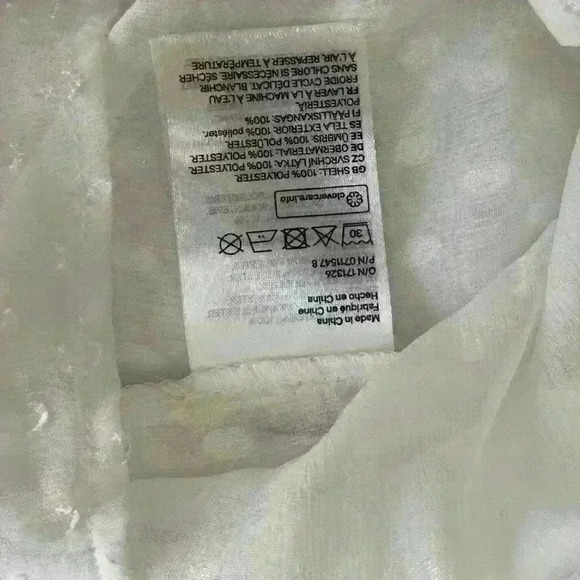 H&M Blouse in airy, pattern-weave fabric. - Picture 6 of 10